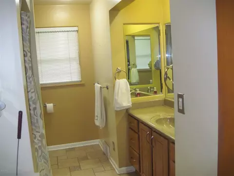 606 E Riv, Whitehall, MI 49461 photo 25