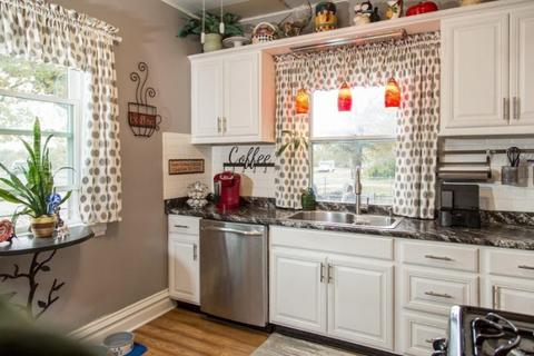 224 S Riverview Dr, Parchment, MI 49004 photo 7