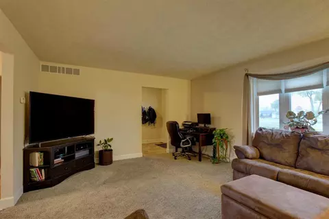 4313 18th, Dorr, MI 49323 photo 7