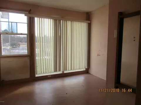 588 E 1 Mile, White Cloud, MI 49349 photo 10