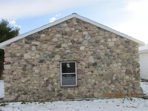 588 E 1 Mile, White Cloud, MI 49349 photo 13