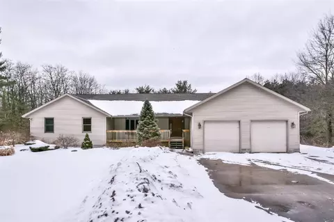 1302 Warner, Whitehall, MI 49461 photo 4