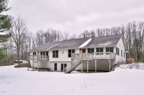 1302 Warner, Whitehall, MI 49461 photo 65