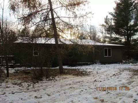 1928 E 100th, Grant, MI 49327 photo 2