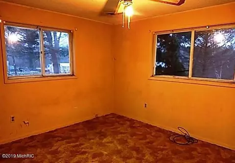 1524 Beach, Crystal, MI 48818 photo 5