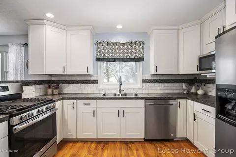 2521 E 136th, Grant, MI 49327 photo 8