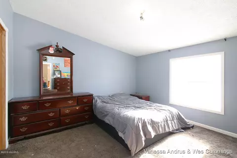 614 Crooks, Belding, MI 48809 photo 16