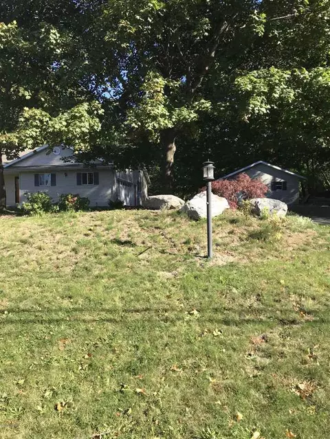 723 Warner, Whitehall, MI 49461 photo 42