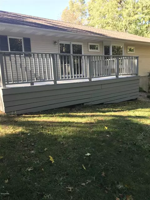 723 Warner, Whitehall, MI 49461 photo 38