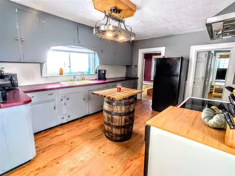 417 Rust, Big Rapids, MI 49307 photo 7