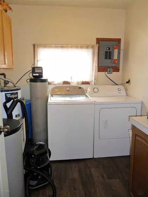 2045 E Bristol, Dowling, MI 49050 photo 18