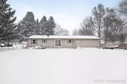 266 13th, Plainwell, MI 49080 photo 15