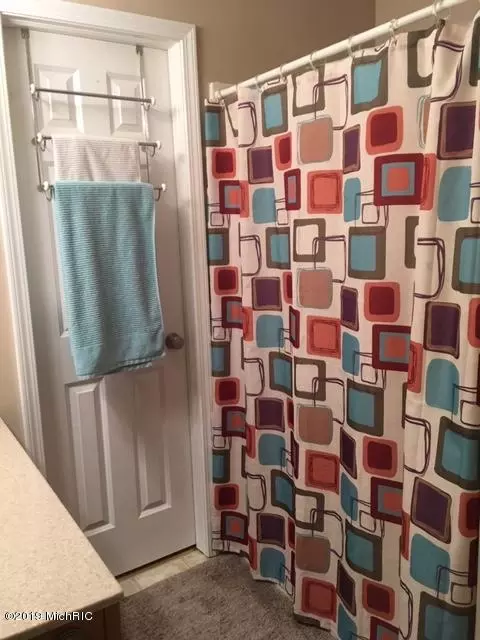 829 11th, Plainwell, MI 49080 photo 38