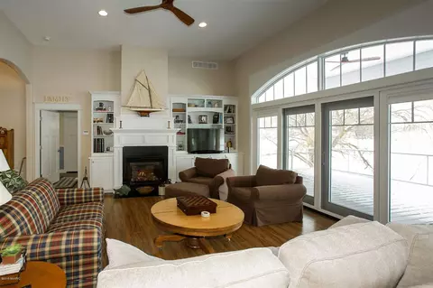 11625 Spring Pt, Plainwell, MI 49080 photo 4