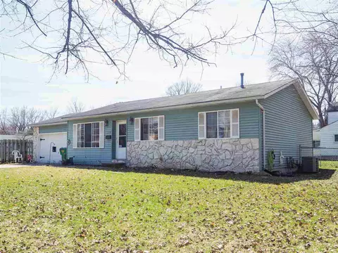 210 Garden, Constantine, MI 49042 photo 2