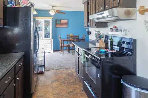 210 Garden, Constantine, MI 49042 photo 9