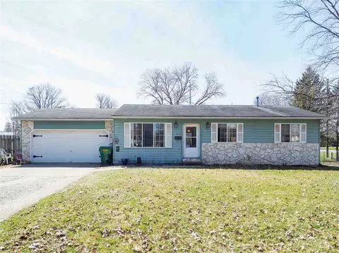 210 Garden, Constantine, MI 49042 photo 1