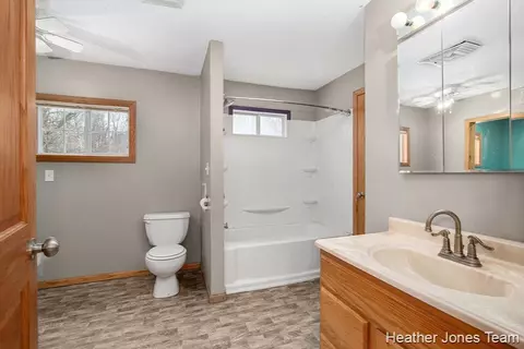 1070 Kathleen, Stanton, MI 48888 photo 10