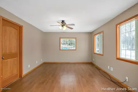 1070 Kathleen, Stanton, MI 48888 photo 3