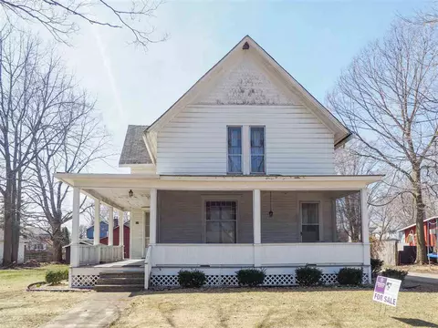 514 Walnut, Three Rivers, MI 49093 photo 2