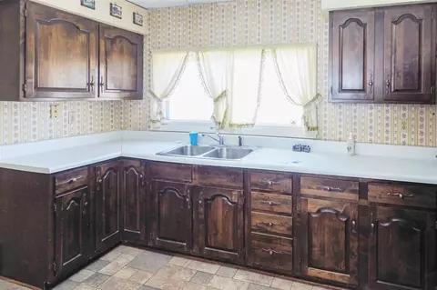 514 Walnut, Three Rivers, MI 49093 photo 13