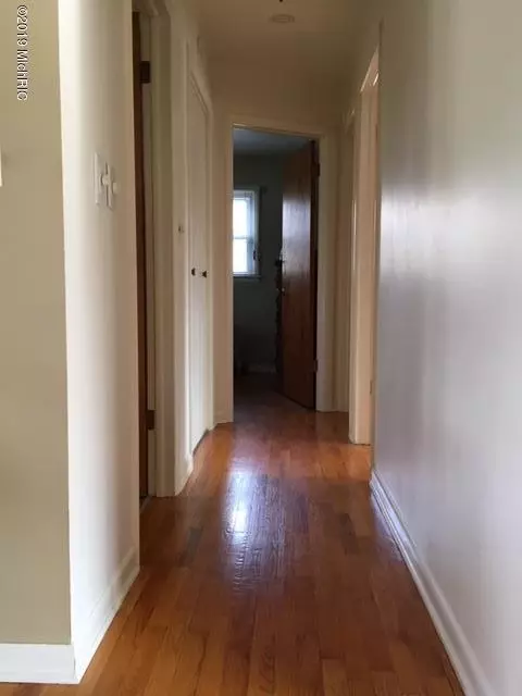 1124 Eldridge, Kalamazoo, MI 49006 photo 9