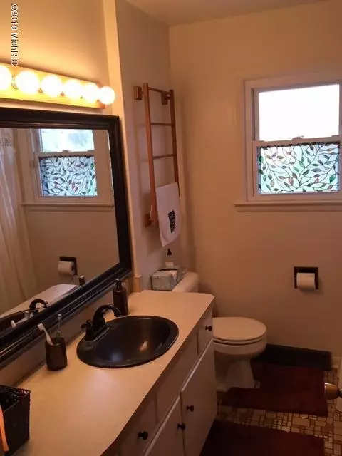 1124 Eldridge, Kalamazoo, MI 49006 photo 13