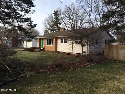 1124 Eldridge, Kalamazoo, MI 49006 photo 4