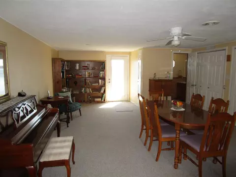 463 Warren, Coldwater, MI 49036 photo 3