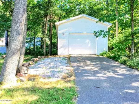 17262 Outer, Big Rapids, MI 49307 photo 2