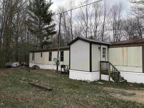 76390 30th, Covert, MI 49043 photo 2
