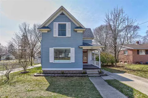 302 E Riv, Spring Lake, MI 49456 photo 3