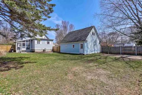 302 E Riv, Spring Lake, MI 49456 photo 32