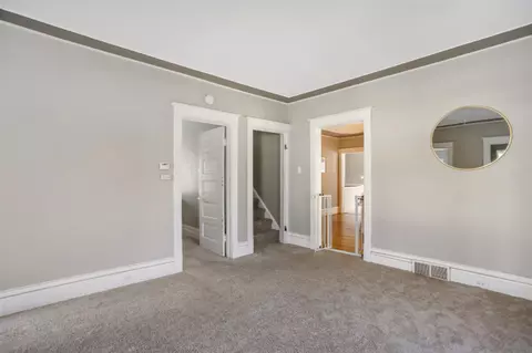 302 E Riv, Spring Lake, MI 49456 photo 8