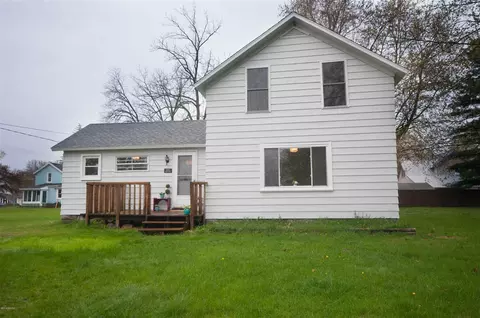 111 Prairie, Plainwell, MI 49080 photo 1