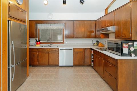 57685 Walnut, Three Rivers, MI 49093 photo 10