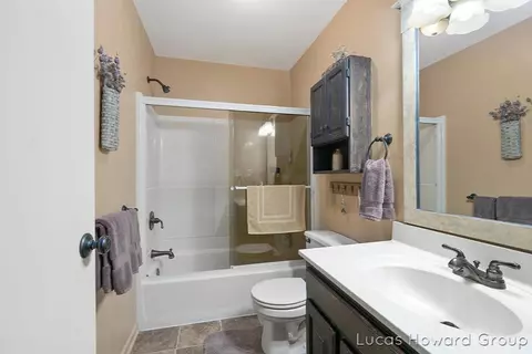 707 Foreman, Lowell, MI 49331 photo 15