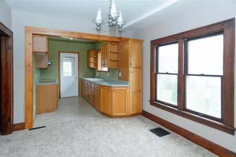 604 S Constantine, Three Rivers, MI 49093 photo 6
