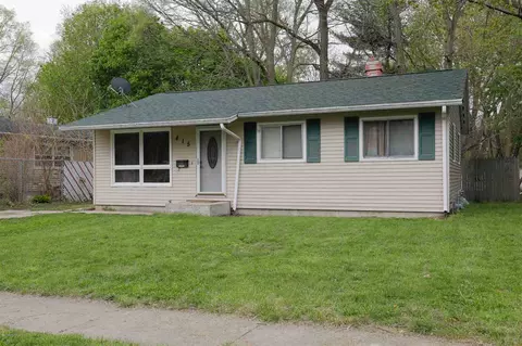 815 S Constantine, Three Rivers, MI 49093 photo 1