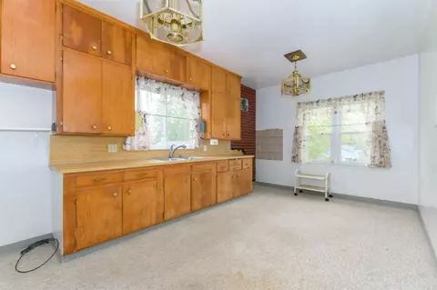 424 N 23rd, Springfield, MI 49037 photo 21
