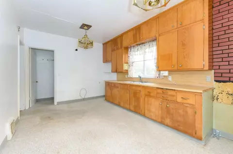 424 N 23rd, Springfield, MI 49037 photo 24