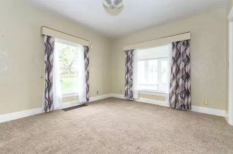 424 N 23rd, Springfield, MI 49037 photo 14