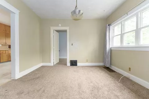 424 N 23rd, Springfield, MI 49037 photo 16