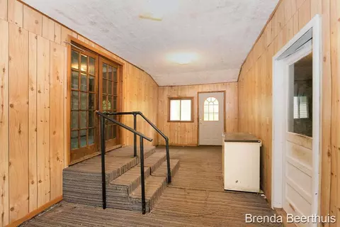 5870 N Montcalm, Belding, MI 48809 photo 10