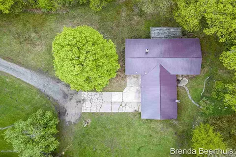 5870 N Montcalm, Belding, MI 48809 photo 18