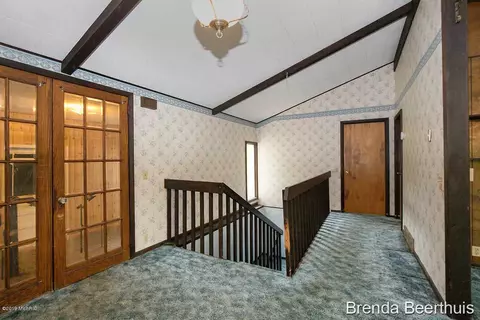 5870 N Montcalm, Belding, MI 48809 photo 9