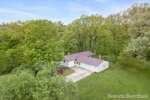 5870 N Montcalm, Belding, MI 48809 photo 17