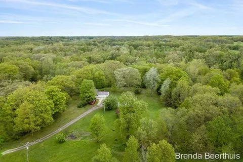 5870 N Montcalm, Belding, MI 48809 photo 24