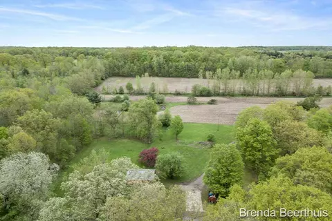 5870 N Montcalm, Belding, MI 48809 photo 21