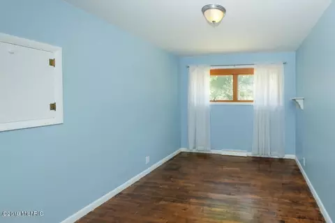 490 S Burr Oak, Colon, MI 49040 photo 9